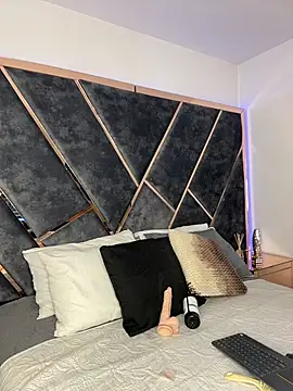 FoxySkye's Live XXX Chat
