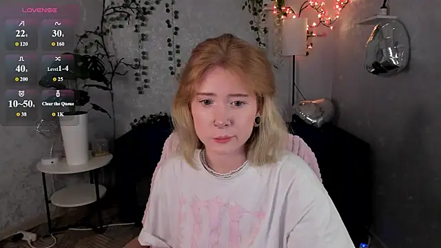 XXX chat uživo modela Elira_Vane