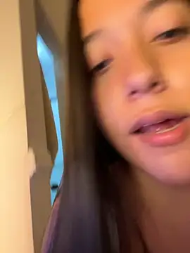 Chat XXX en directo de Nhefertary