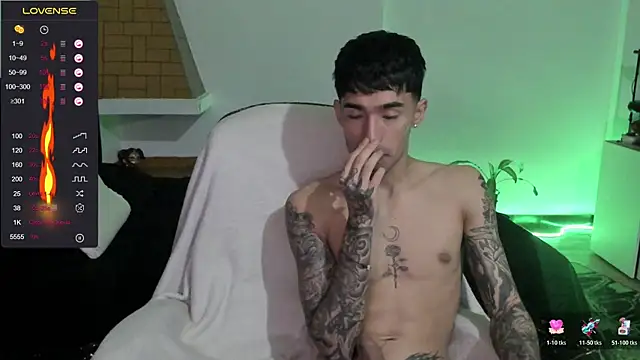 Chat +18 de Damon__333 ao vivo