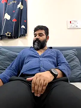 Fun_Guuy Chat XXX live