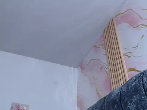 dirtydolltsx Adlı Modelin Canlı XXX Sohbeti