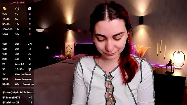 Chat +18 de hannacheekss_ ao vivo