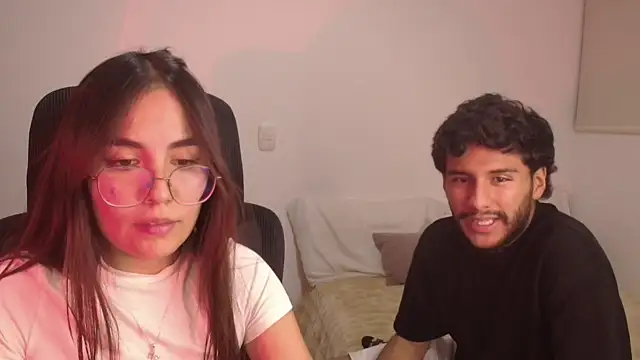 Chat XXX en directo de abbyyandmaxx
