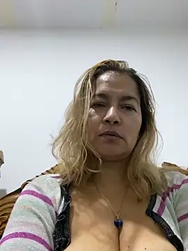 Chatroom XXX en direct de Jlo_69