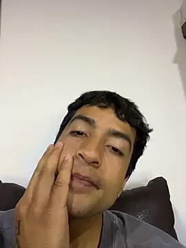 Crisloverrr Live XXX-Chat