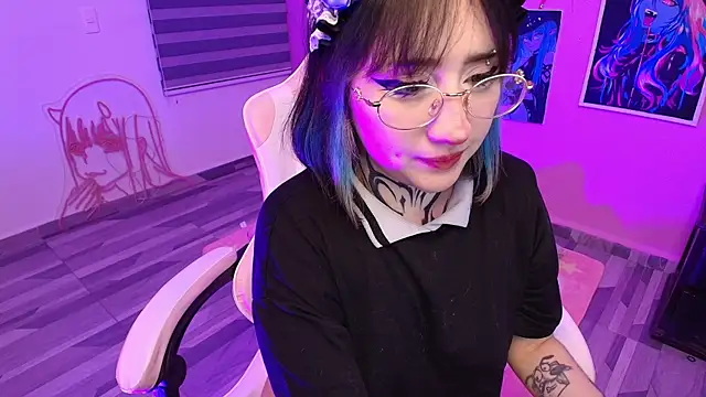 Chatroom XXX en direct de Miwa_violet