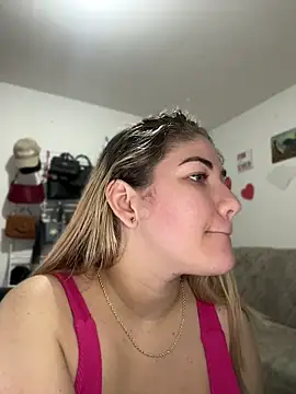 Celestedubois Adlı Modelin Canlı XXX Sohbeti