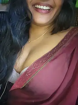 Aruna-1's Live XXX Chat