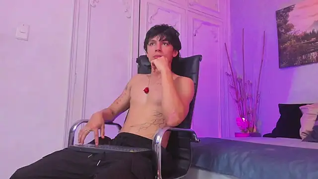 Tyler_durten লাইভ XXX চ্যাট