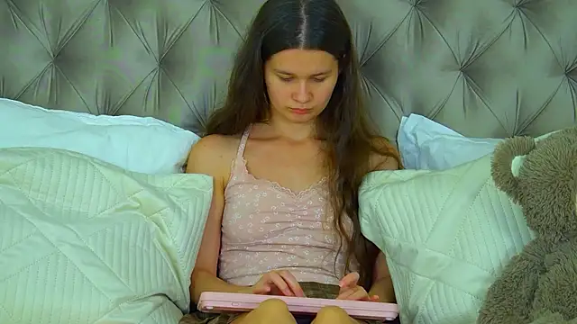 JuliettaTiffani's Live XXX Chat
