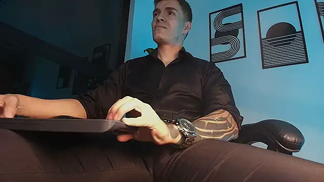 Show de ALPHA_DOMINUS_ na webcam