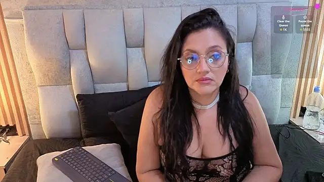 دردشة AndreinaLopezz الجنسية المباشرة