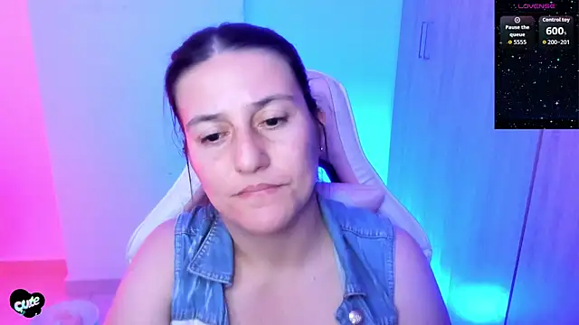 Czat XXX na żywo – Saskyaa