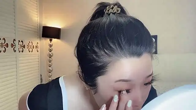 Chat XXX Live kk_lele