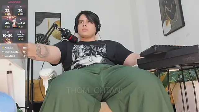 Thom_Ohtani's Live XXX Chat