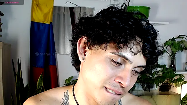 Magnuz_Col Live XXX Chat
