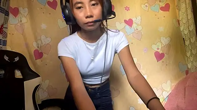 PiaSwida's Live XXX Chat