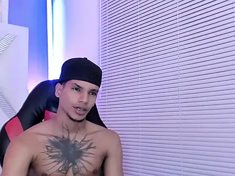 Show de kai_storm77 na webcam