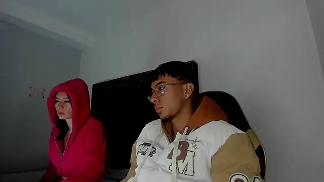 LoganNRose's Live XXX Chat