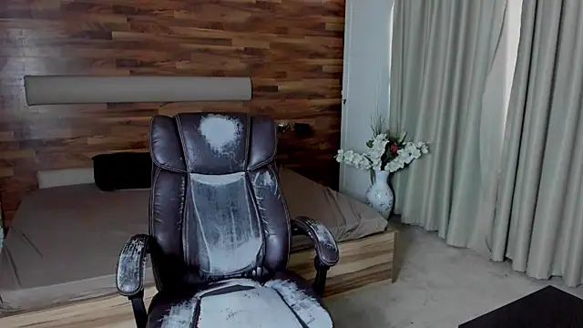IvanHydee – Naživo XXX chat