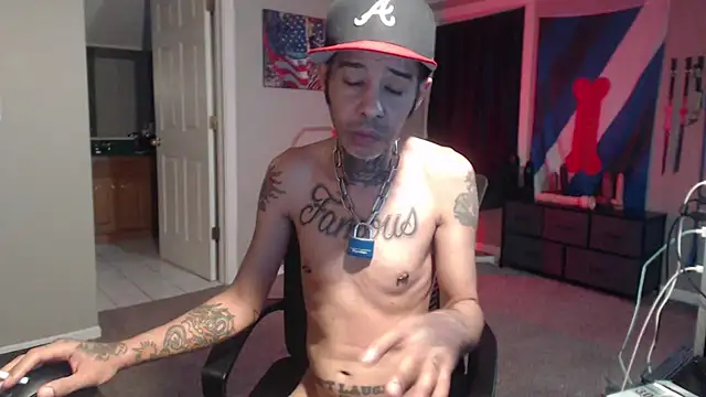 Michigan9000 Chat XXX in diretta