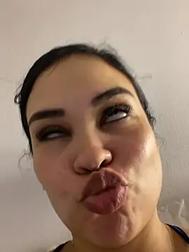 Chat XXX ao vivo de FOX_LATINA