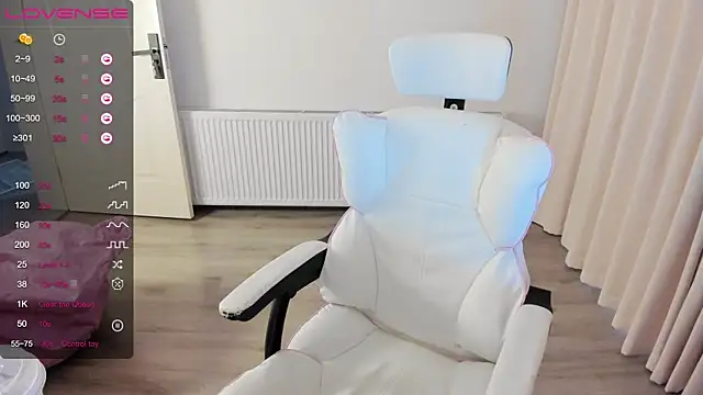 cvxcnxz's Live XXX Chat