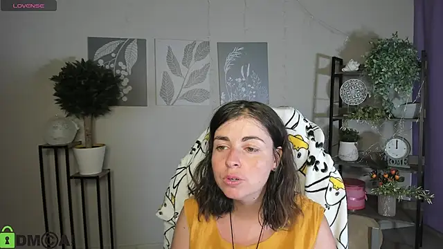 MartaEdams' Live XXX Chat