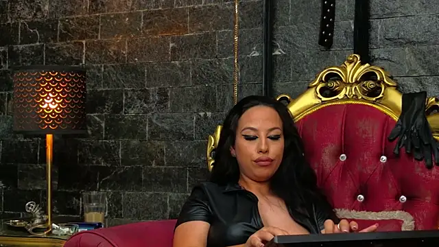 AriannaNoir Chat XXX in diretta