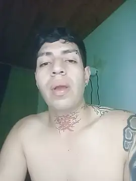 christian_cute Show in webcam