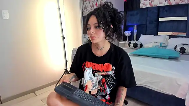 KatherineGomez's Live XXX Chat