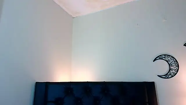 NatalyGuzman26 Adlı Modelin Canlı XXX Sohbeti