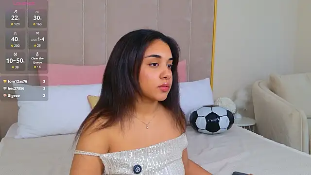 Luna_Cortier Chat XXX live