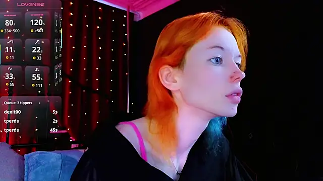 Kiara_Age 现场XXX聊天