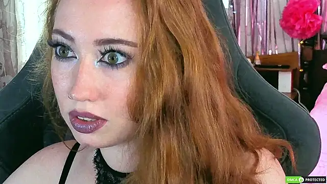 دردشة TinaBrook الجنسية المباشرة