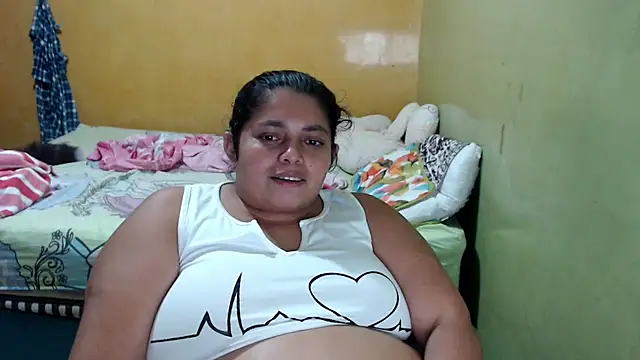 Онлайн чат XXX yulieth_bbw