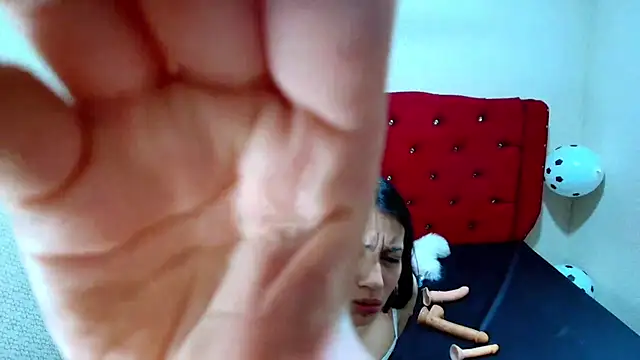 valentinashine's Live XXX Chat