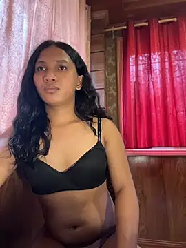 Czat XXX na żywo – slutty_aki
