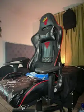 Chat +18 de Benjii_Carter1 ao vivo