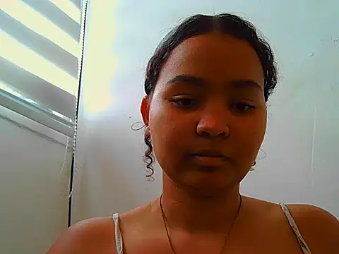 indianaphrodite1's Live XXX Chat