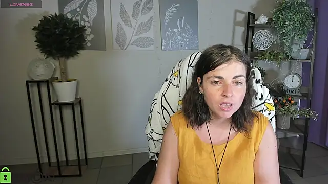 MartaEdams XXX чат на живо