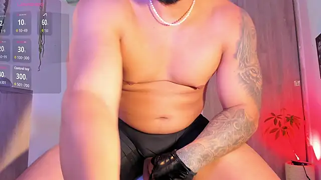 riky_11 即時 XXX 聊天