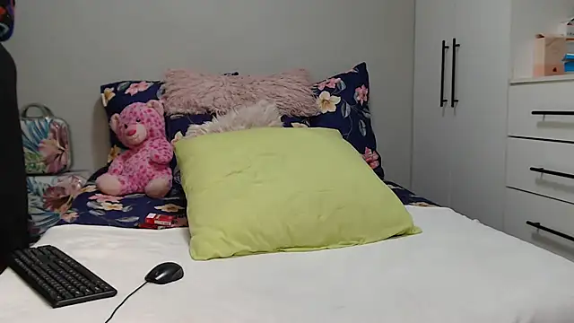 Amberbela 现场XXX聊天