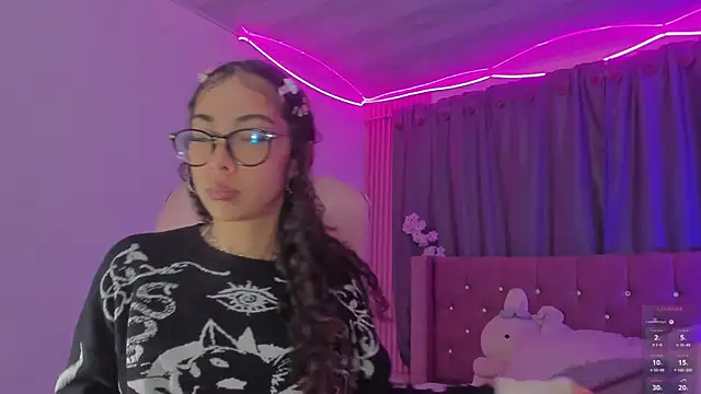 Chat +18 de Sarah_Moon1 ao vivo