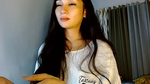 SweetLilly_18 Live XXX Chat