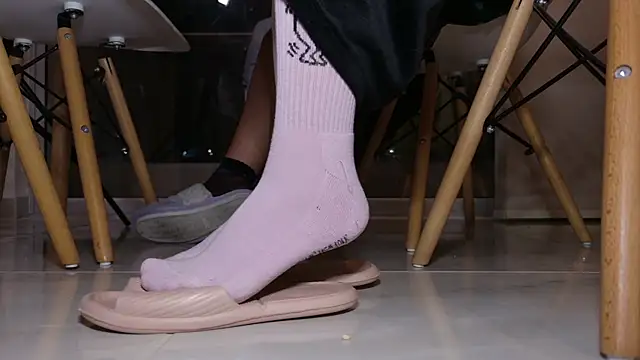 Feetbeth Live XXX-chat
