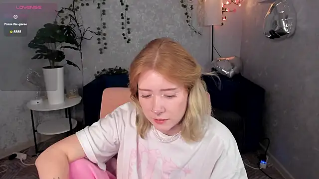 Elira_Vane Chat XXX live