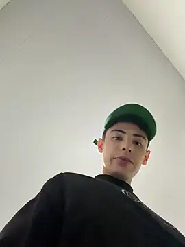 SebastianReed_ XXX чат на живо