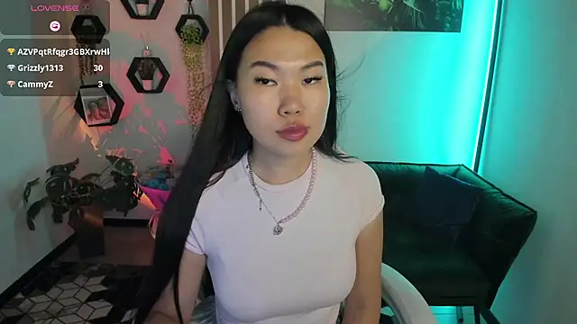 Chat +18 de LunaPurrr ao vivo